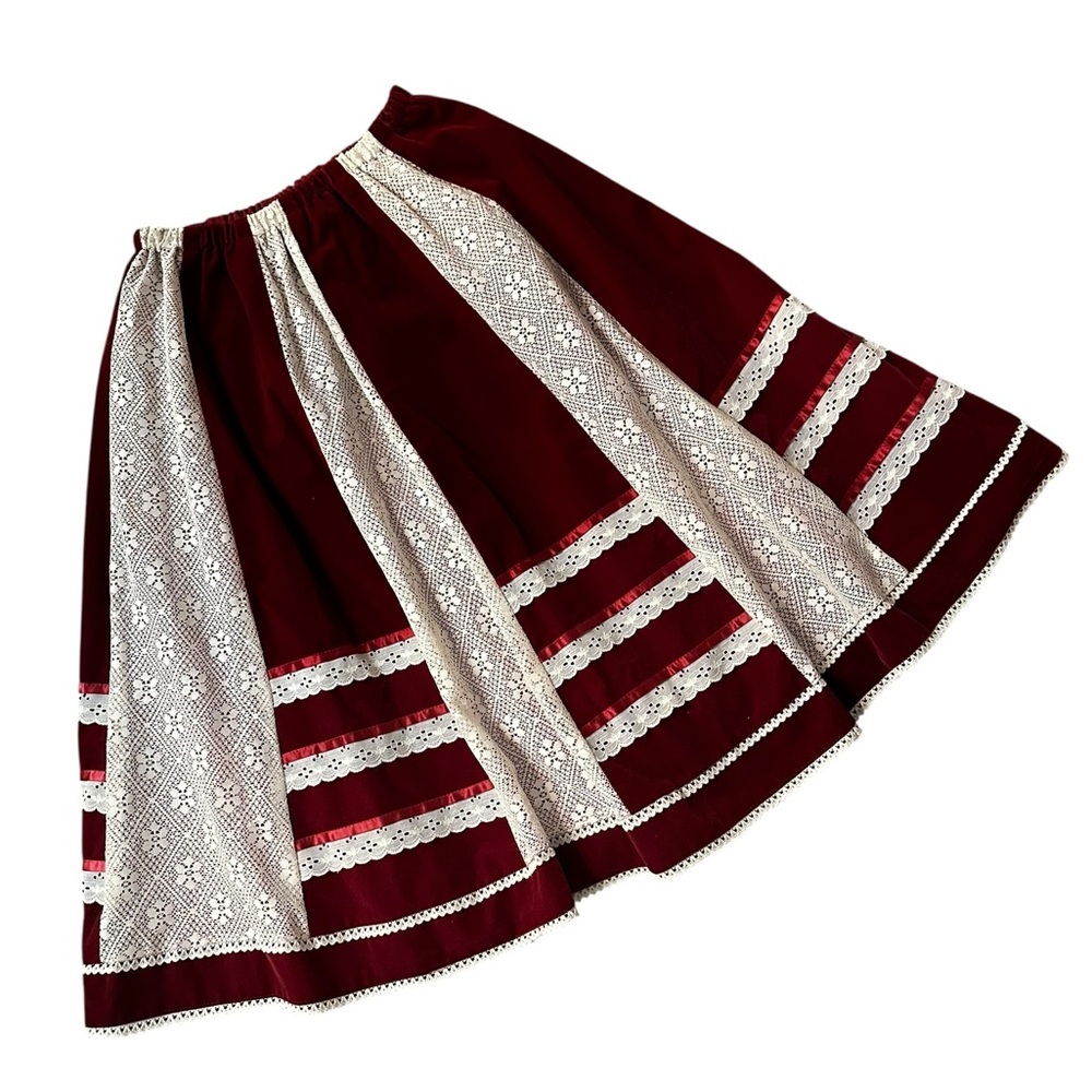 Vintage, 70s velvet cottage-core midi skirt, small/medium